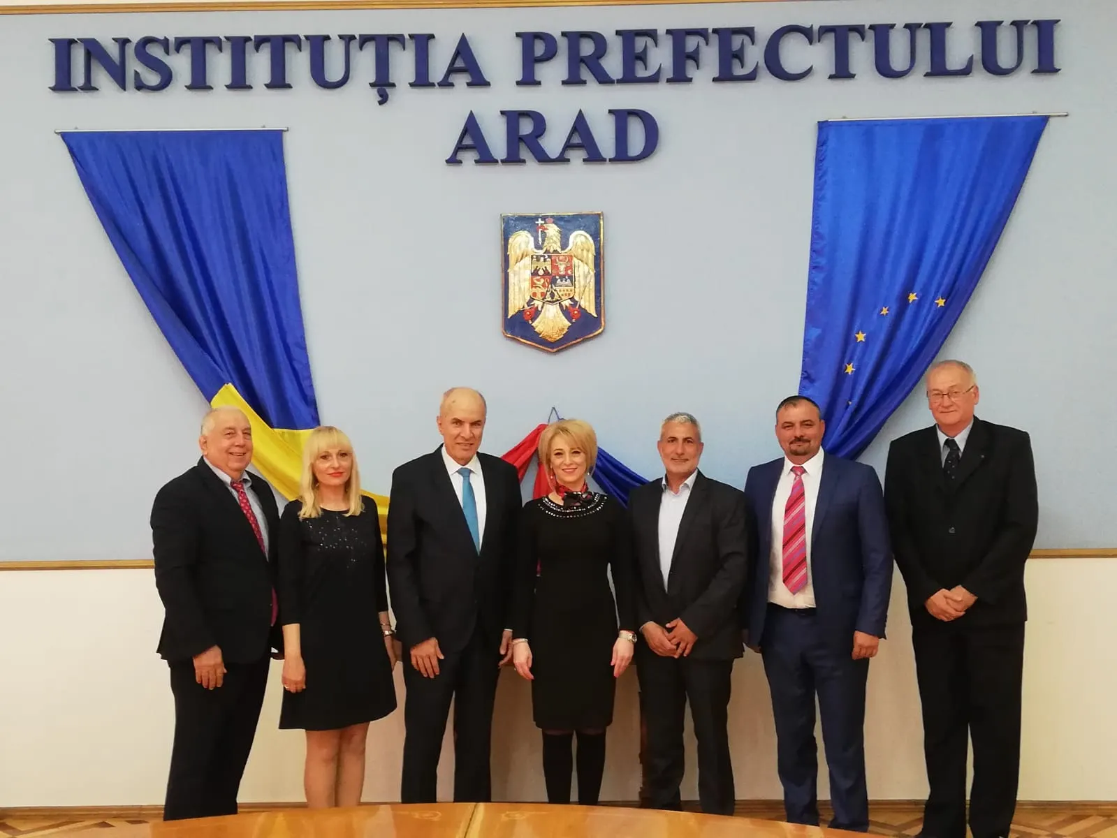 ARADCU 00 AMBASADOR IORDANIA PREFECT HORGEA SUBPREFECT DAMIAN VI12APR (2)