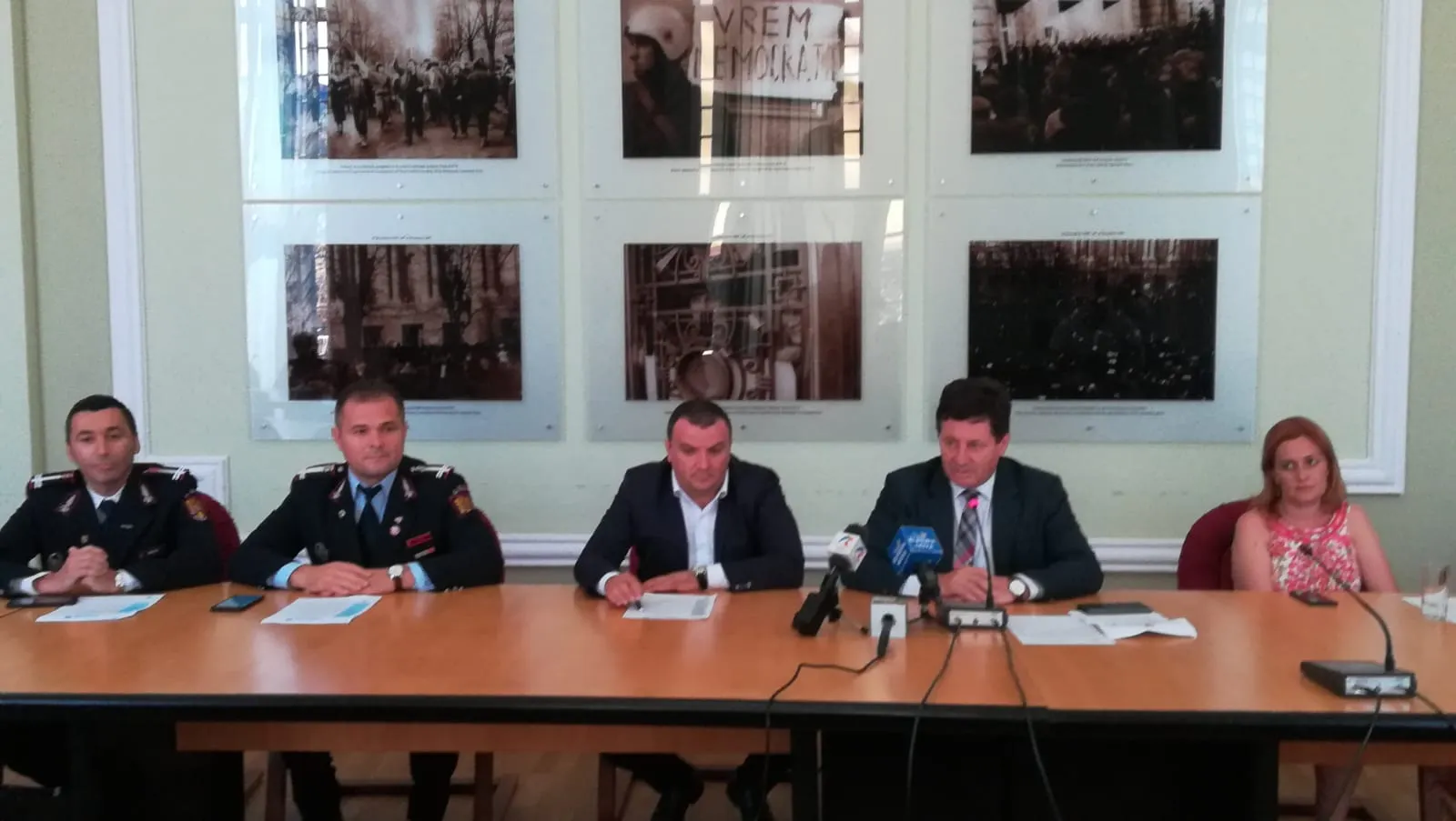 ARADCU 00 CIONCA GARBAU ISU ARAD CONSILIUL JUDETEAN ARAD MI26IUN (1)