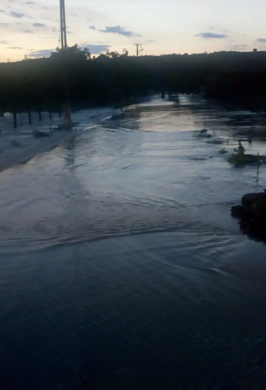 ARADCU 00 INUNDATII ISU ARAD LU10IUN (2)