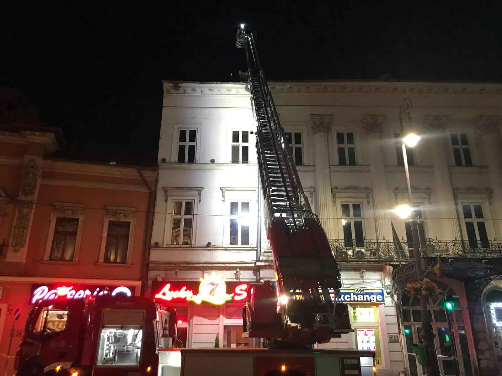 ARADCU HOTEL ARDEALUL ISU ARAD VI07IUN