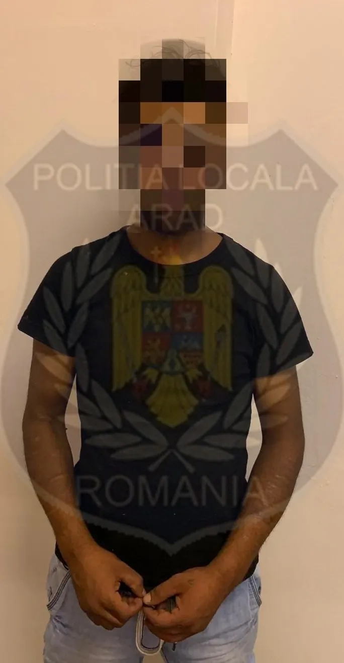 ARADCU 00 BARBAT INCATUSAT POLITIA LOCALA ARAD MA06AUG
