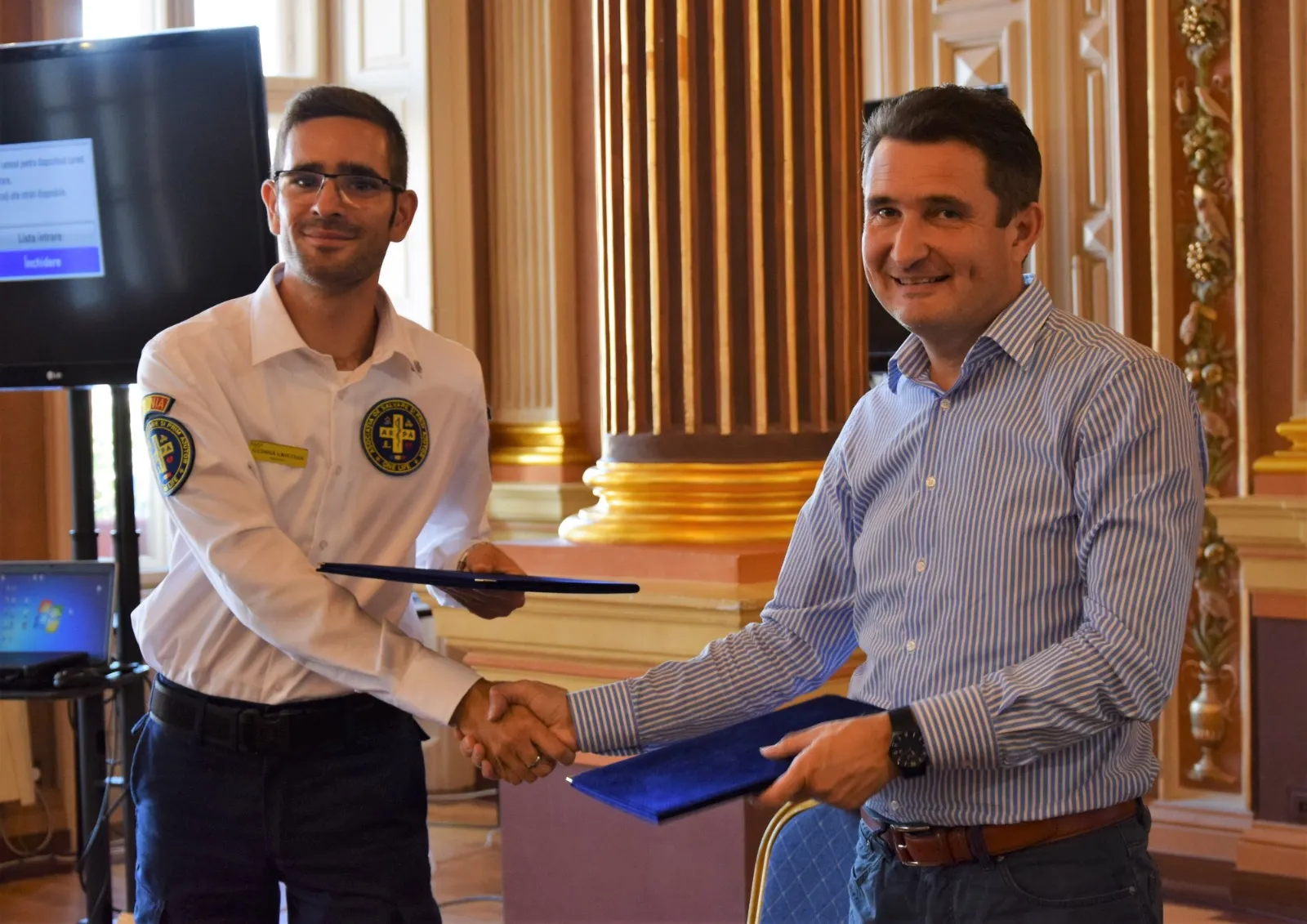 ARADCU 00 CALIN BIBART ADRIAN TOMA PRIMARIA MUNICIPIULUI ARAD VI30AUG (1)