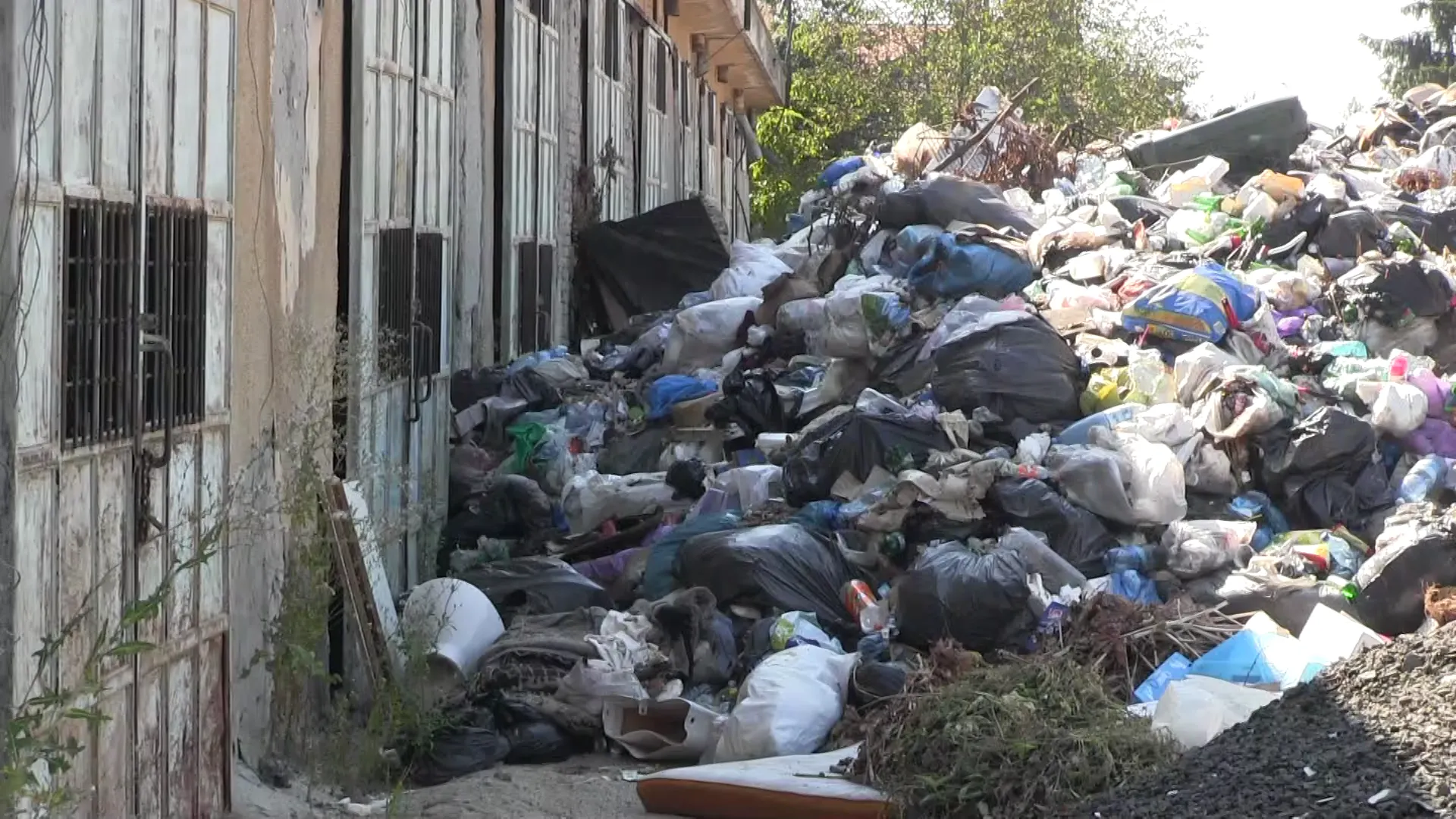 ARADCU 00 GUNOI UNITATE MILITARA LIPOVA MA13AUG (3)