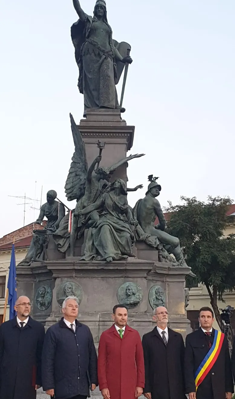 ARADCU 00 CEI 13 GENERALI PARCUL RECONCILIERII KELEMEN HUNOR GHEORGHE FALCA CALIN BIBART DUM06OCT (120)