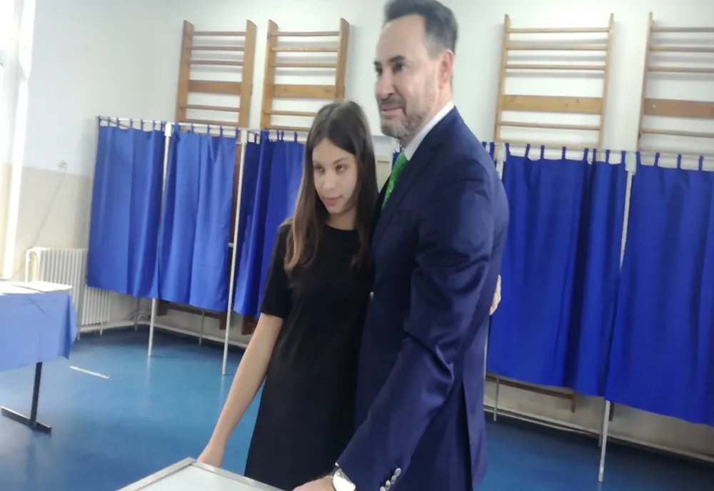 Arad: AUDIO Președintele PNL Arad, europarlamentarul Gheorghe Falcă: "așa cum în turul 1 nu a contat cine au fost competitorii (președintelui Klaus Iohannis), la fel nu va conta nici în turul 2"