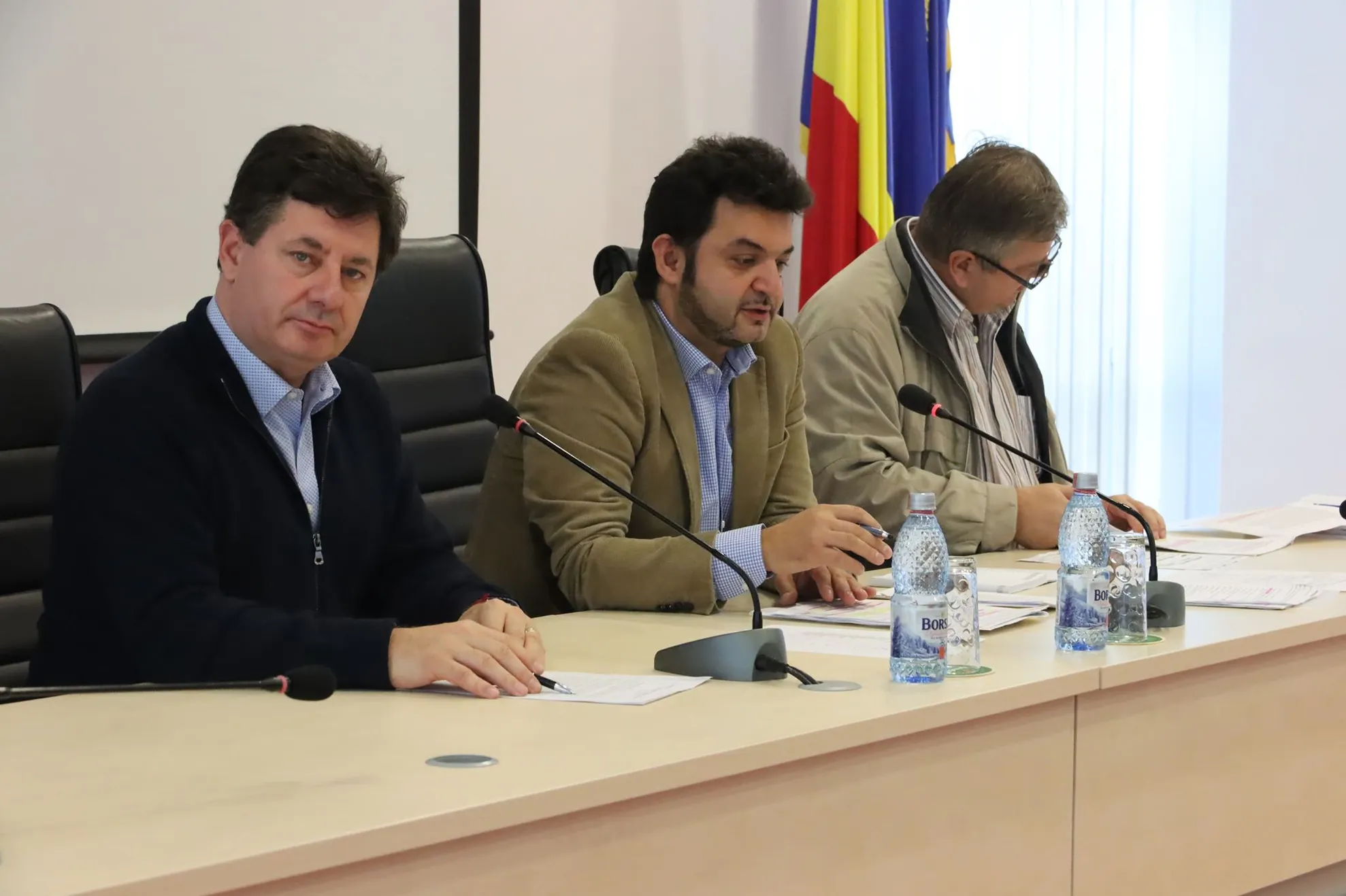 ARADCU 00 COMISIE AVIZE IUSTIN CIONCA CONSILIUL JUDETEAN ARAD JOI28NOV (1)