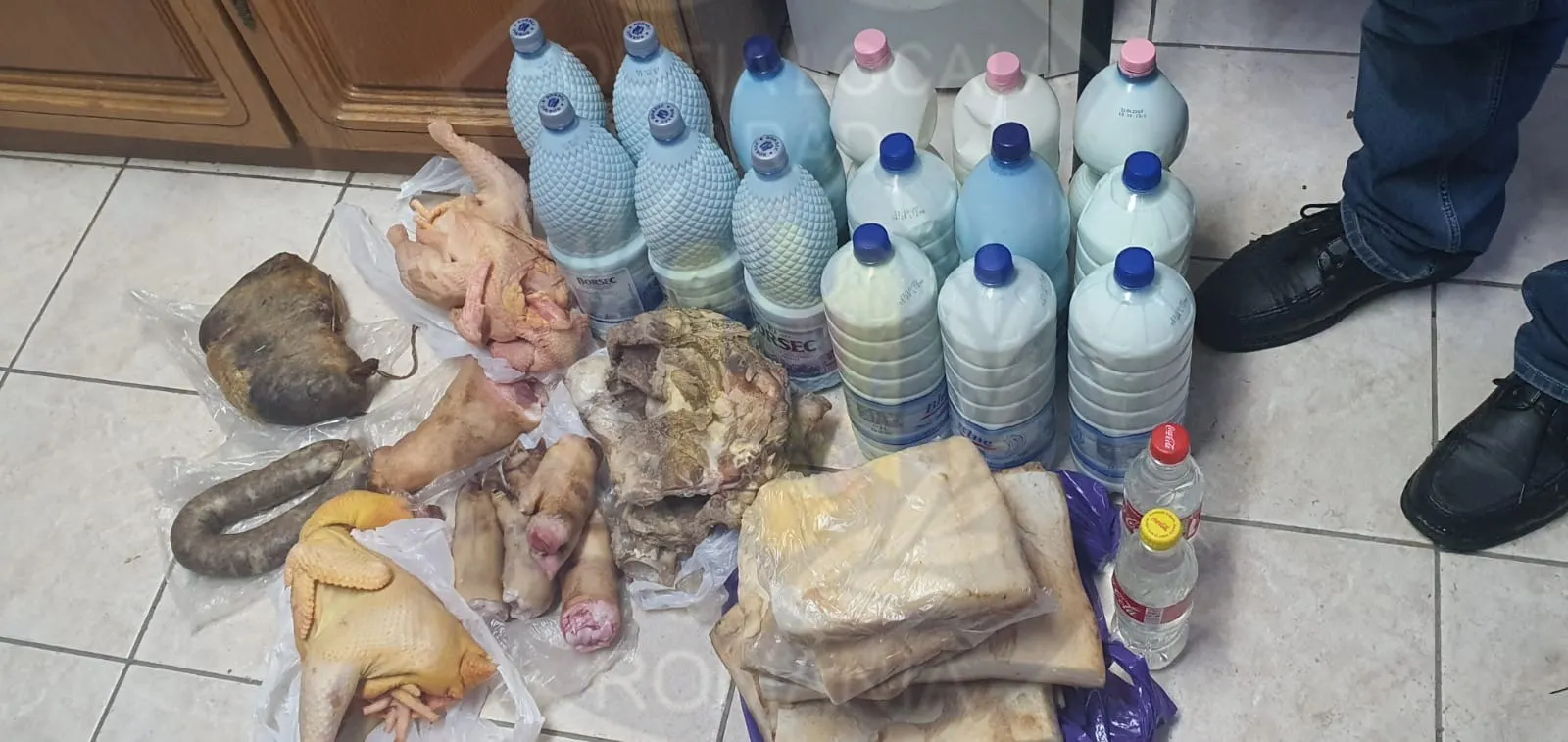 ARADCU 00 POLIITA LOCALA SA15FEB 4