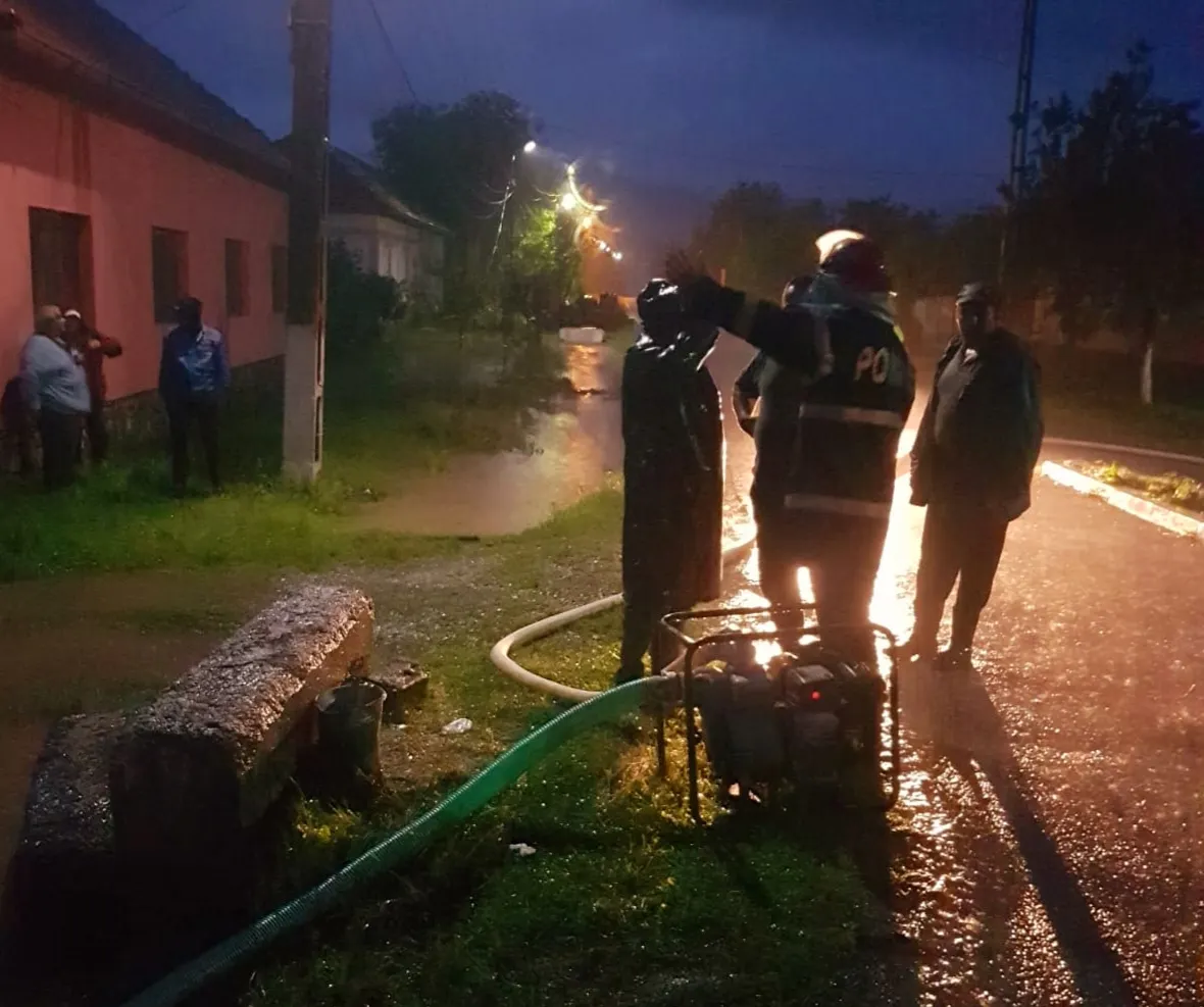 ARADCU 00 INUNDATII ISU ARAD VI19IUN (1)