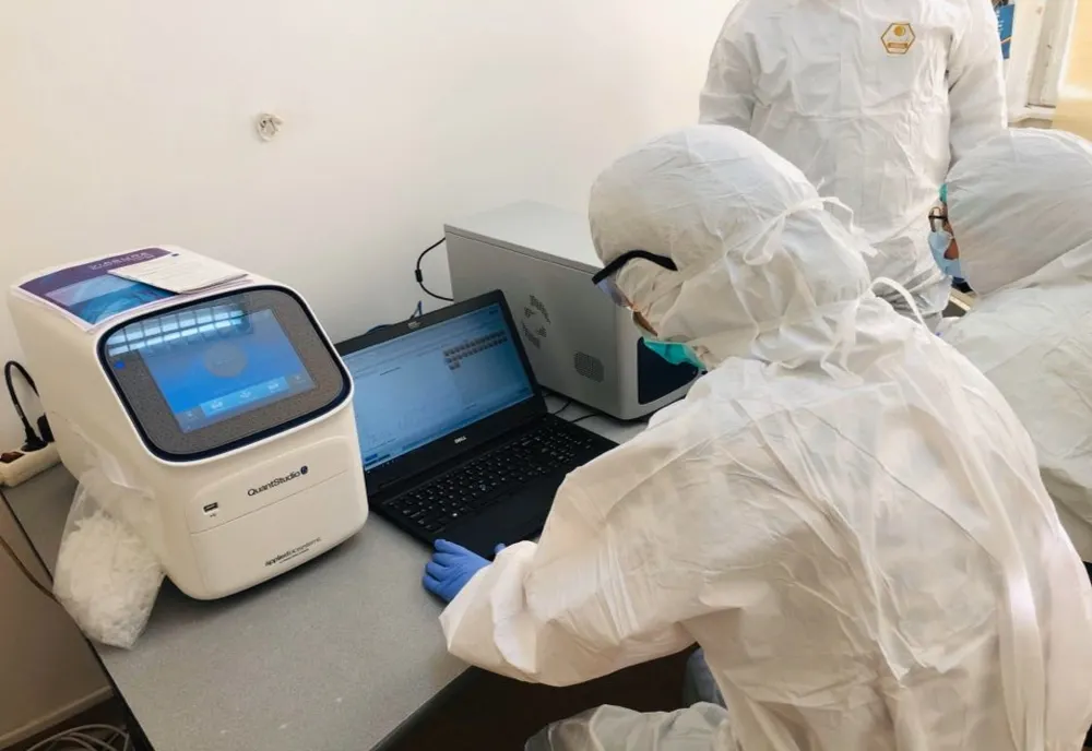 Arad: de astăzi intră în virgoare noi restricții pentru a limita numărul îmbolnăvirilor cu coronavirus