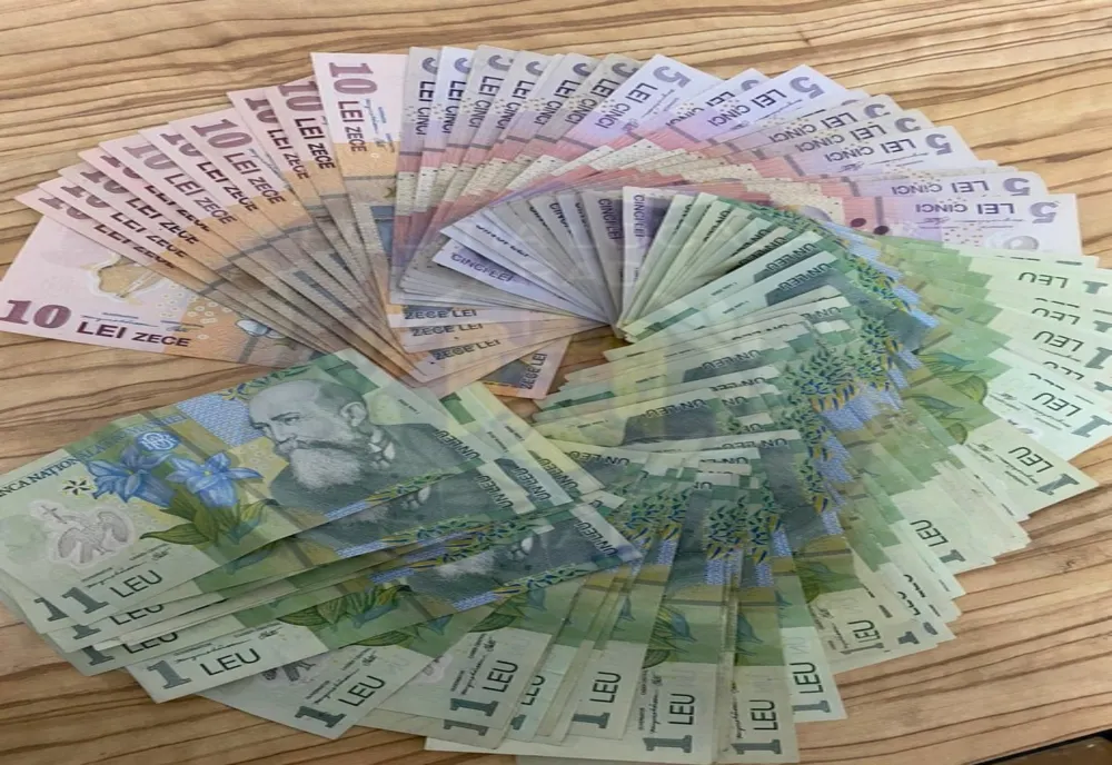  Autorităţile arădene au confiscat primii bani de la cerşetori, conform unei decizii luate în 2019