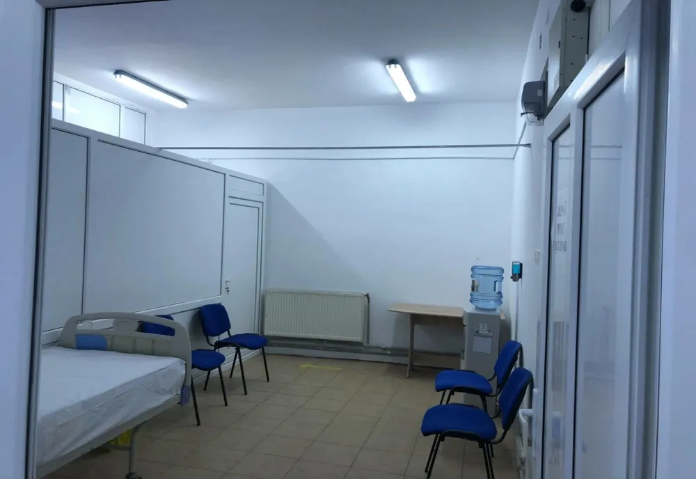 Nu mai sunt locuri disponibile în centrele de vaccinare din Arad