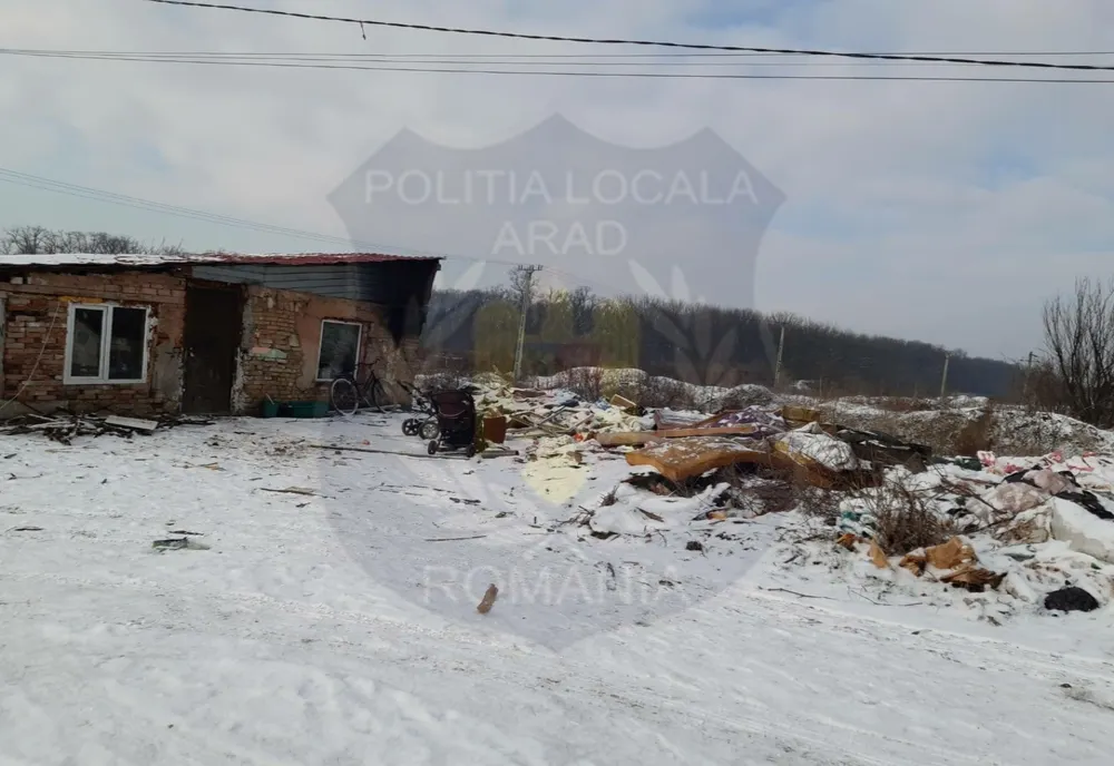 Somații pentru desființarea construcțiilor neautorizate de pe strada Mărului