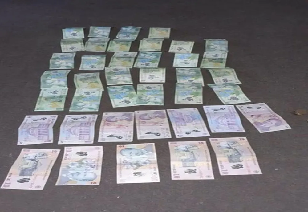 Revoltă în online după ce, la Arad, unui cerșetor i-au fost confiscați banii