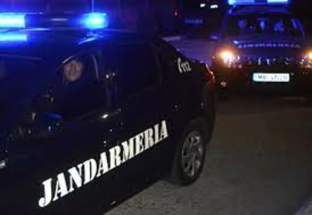 Video: Trebuia să fie în carantină la domiciliu în Galați, însă a fost depistat de către jandarmi în Arad