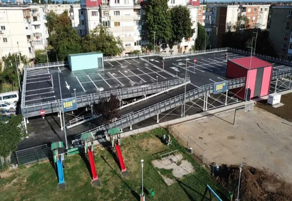 Soluții de parcare inteligentă, la Arad, finanțate prin PNRR