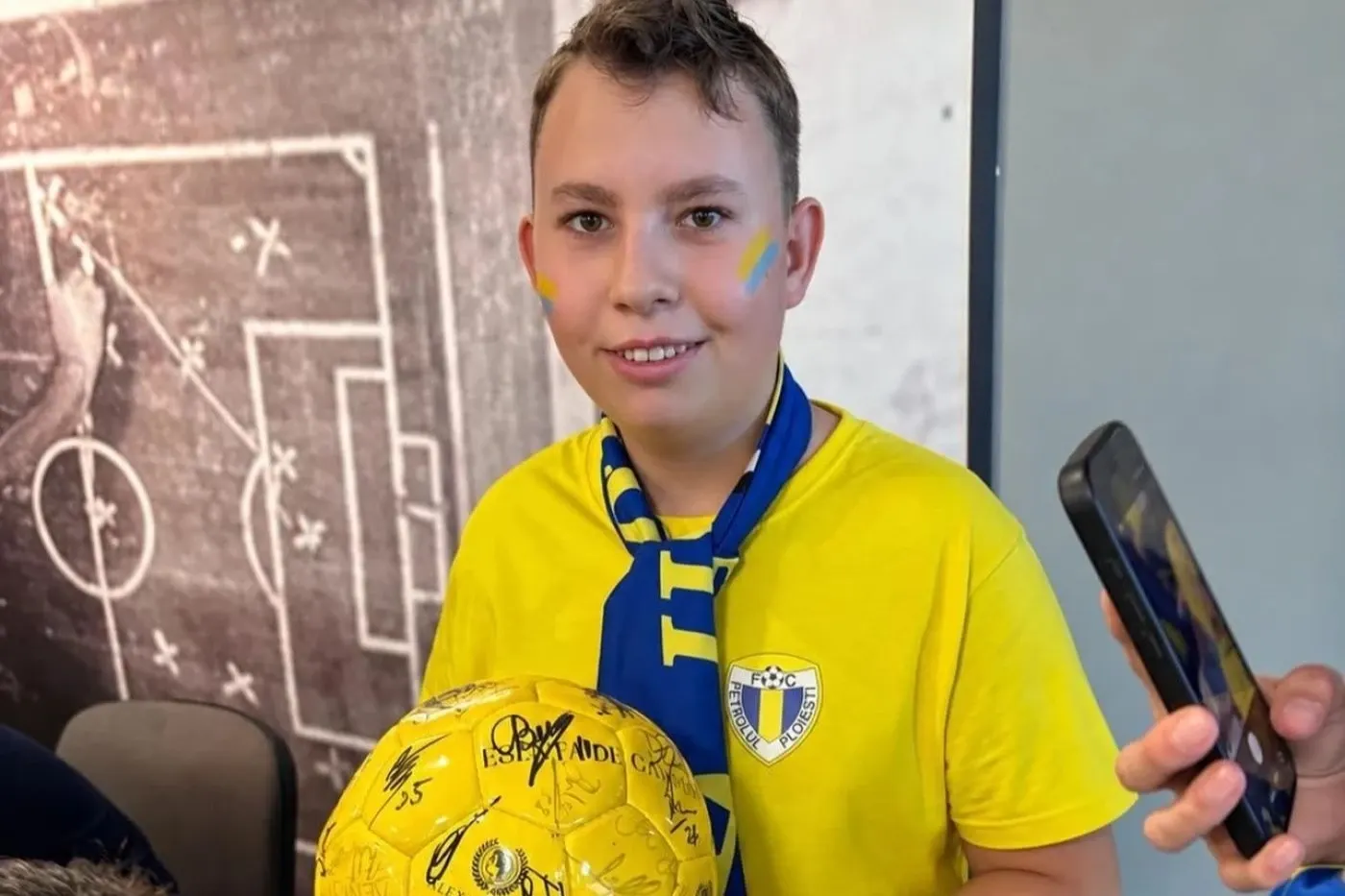 Denis Grigore, un băiat de 13 ani care a trecut prin patru operații