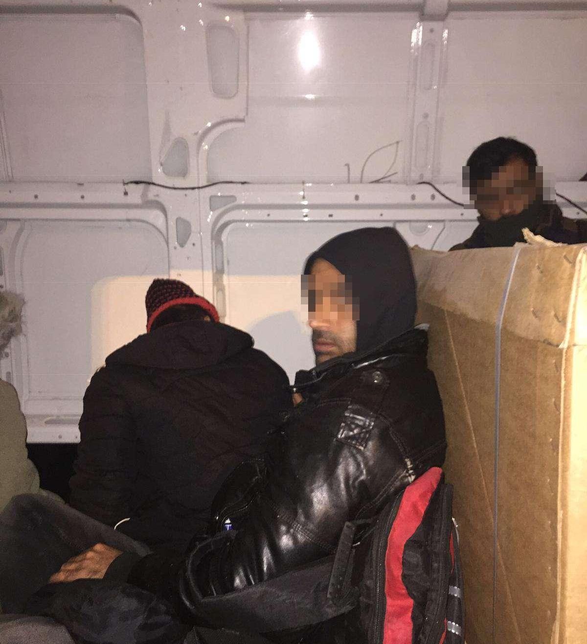 ARADCU 00 MIFGRANTI POLITIA DE FRONTIERA NADLAC ARAD DUM14OCT 2