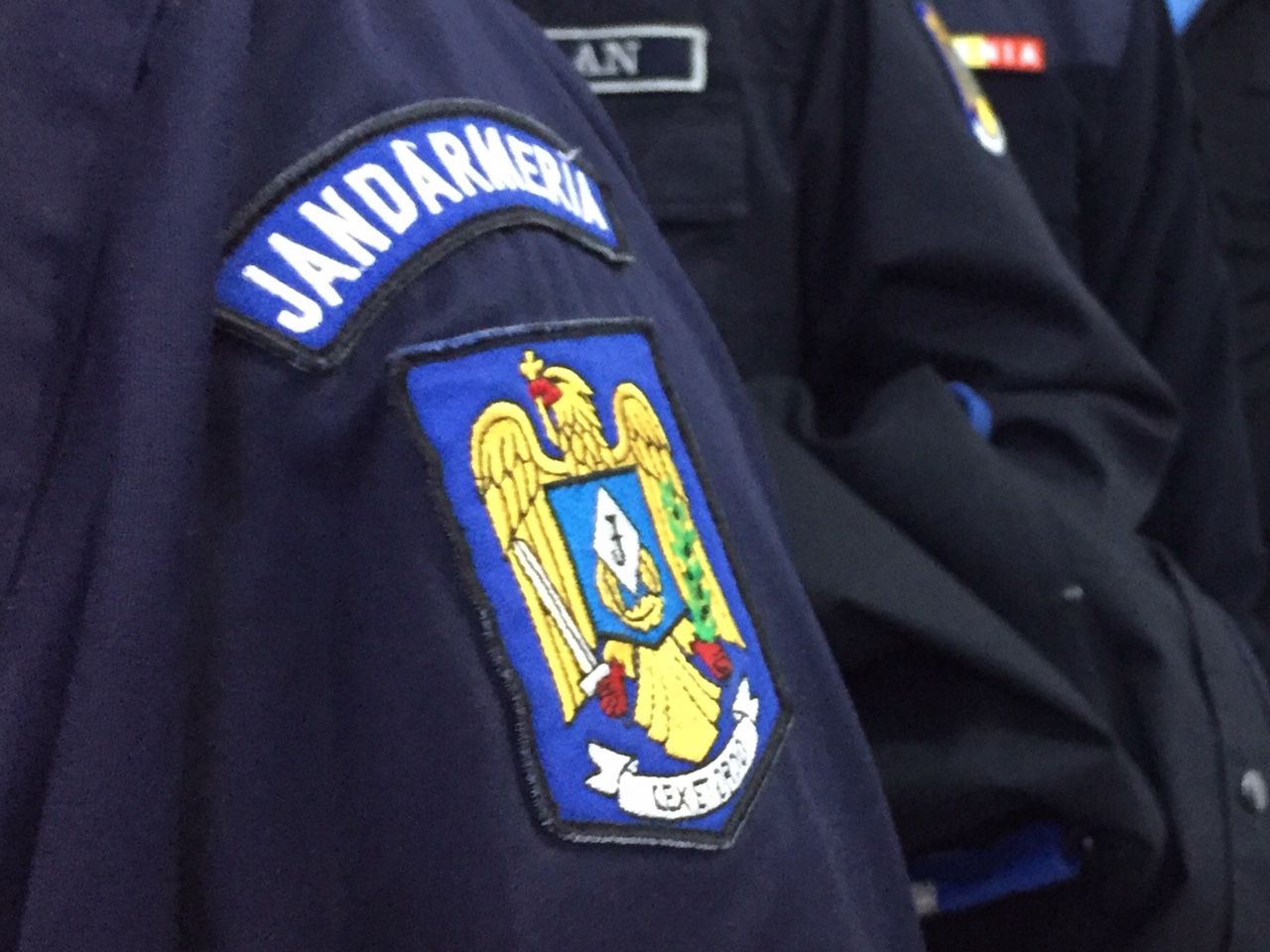 ARADCU 00 JANDARMI MI14NOV 12