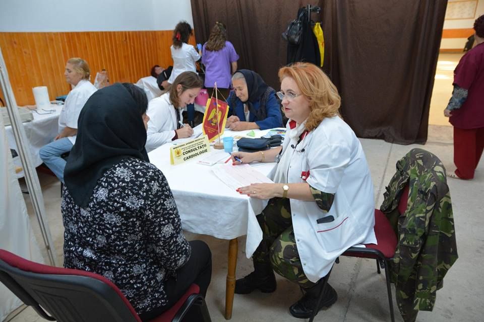 ARADCU 00 MEDICI SPITAL MILITAR TM JOI22NOV 5