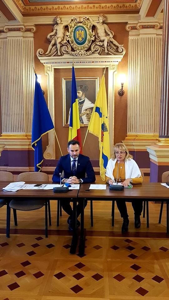 ARADCU BLOCURI ANL MILITARI CETATEA PRIMAR GHEORGHE FALCA MI28NOV (1)