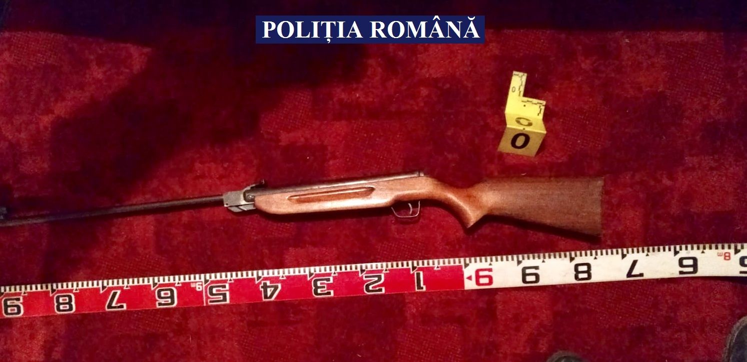 ARADCU 00 ARME MUNITII POLITIA ARAD MI12DEC (1)