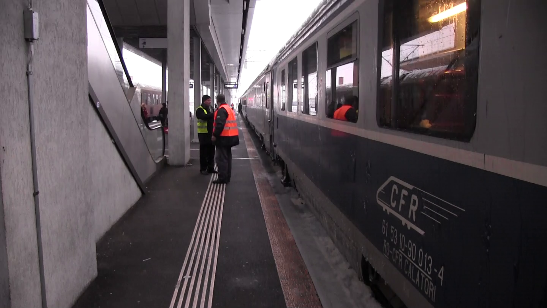 ARADCU 00 TREN GARA ARAD LU17DEC (3)