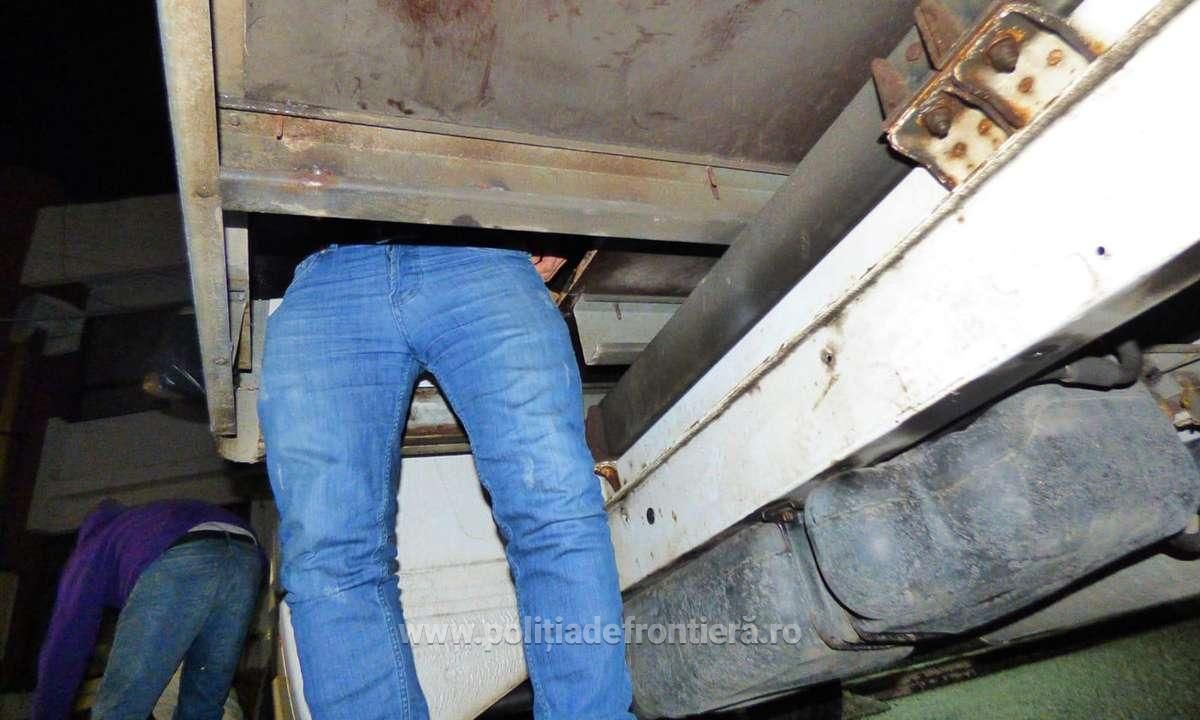 ARADCU 00 MIGRANTI POLITIA DE FRONTIERA ARAD LUM14IAN 2