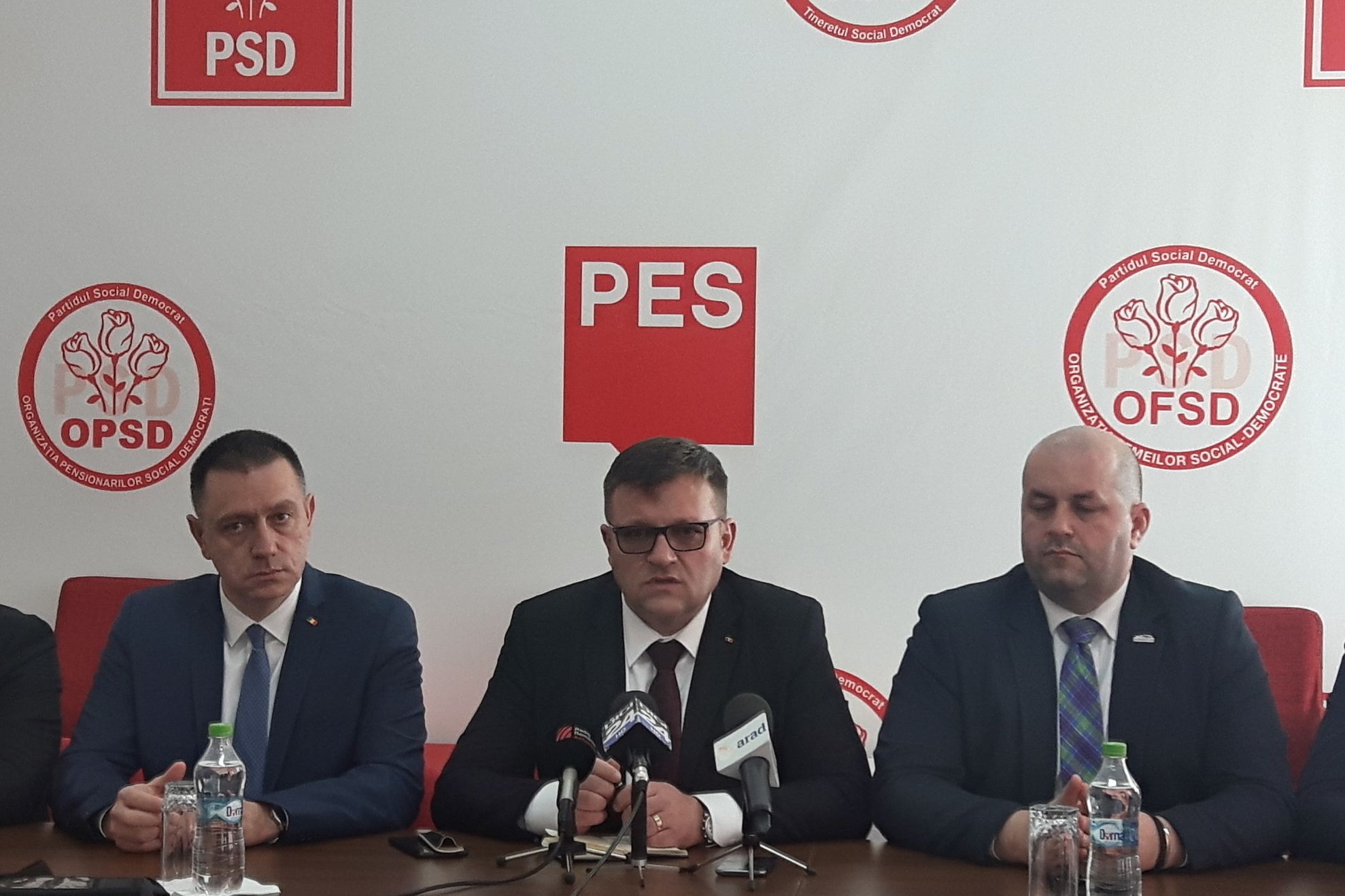 ARADCU 00 MINISTRUL MUNCII MARIUS BUDAI DOREL CAPRAR MIHAI FIFOR JOI28FEB (1)