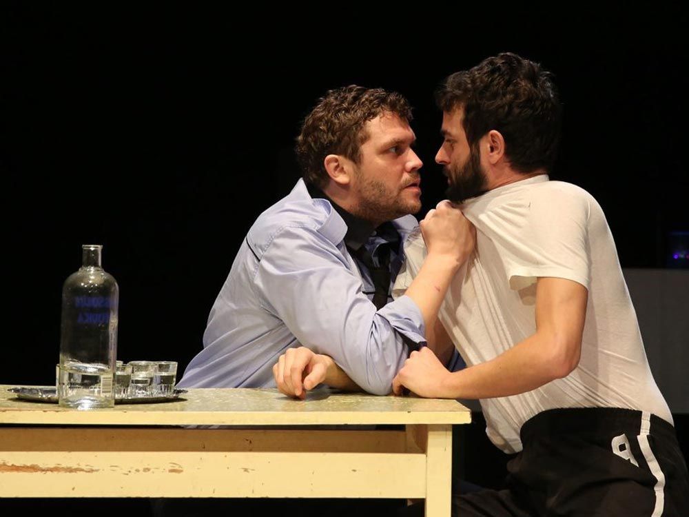 ARADCU 00 TEATRU IUBIREA LA OAMENI MI13FEB 2