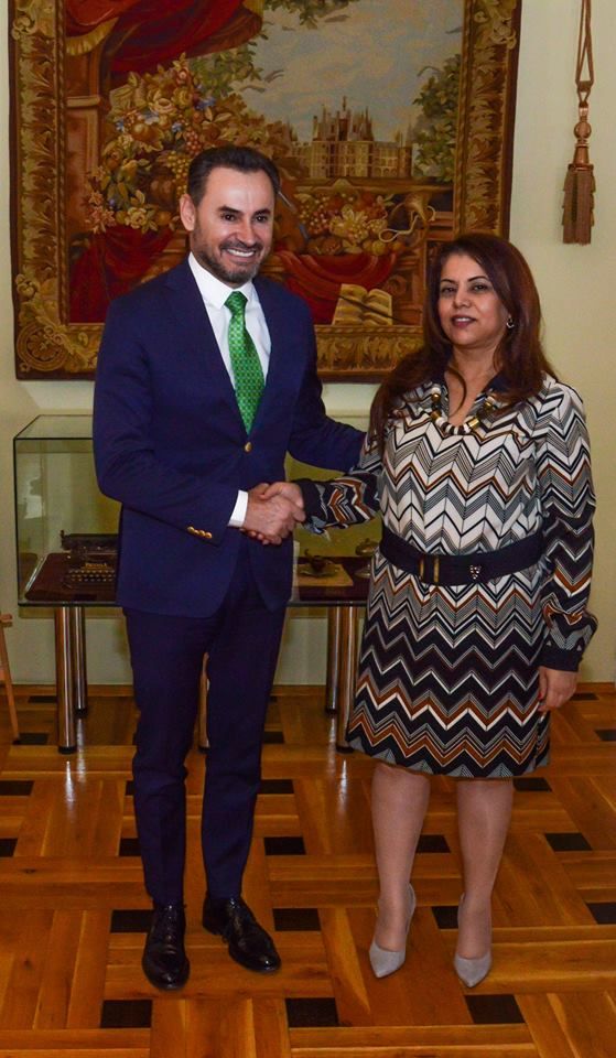 ARADCU 00 TUNISIA PRIMAR GHEORGHE FALCA MA05MART (2)