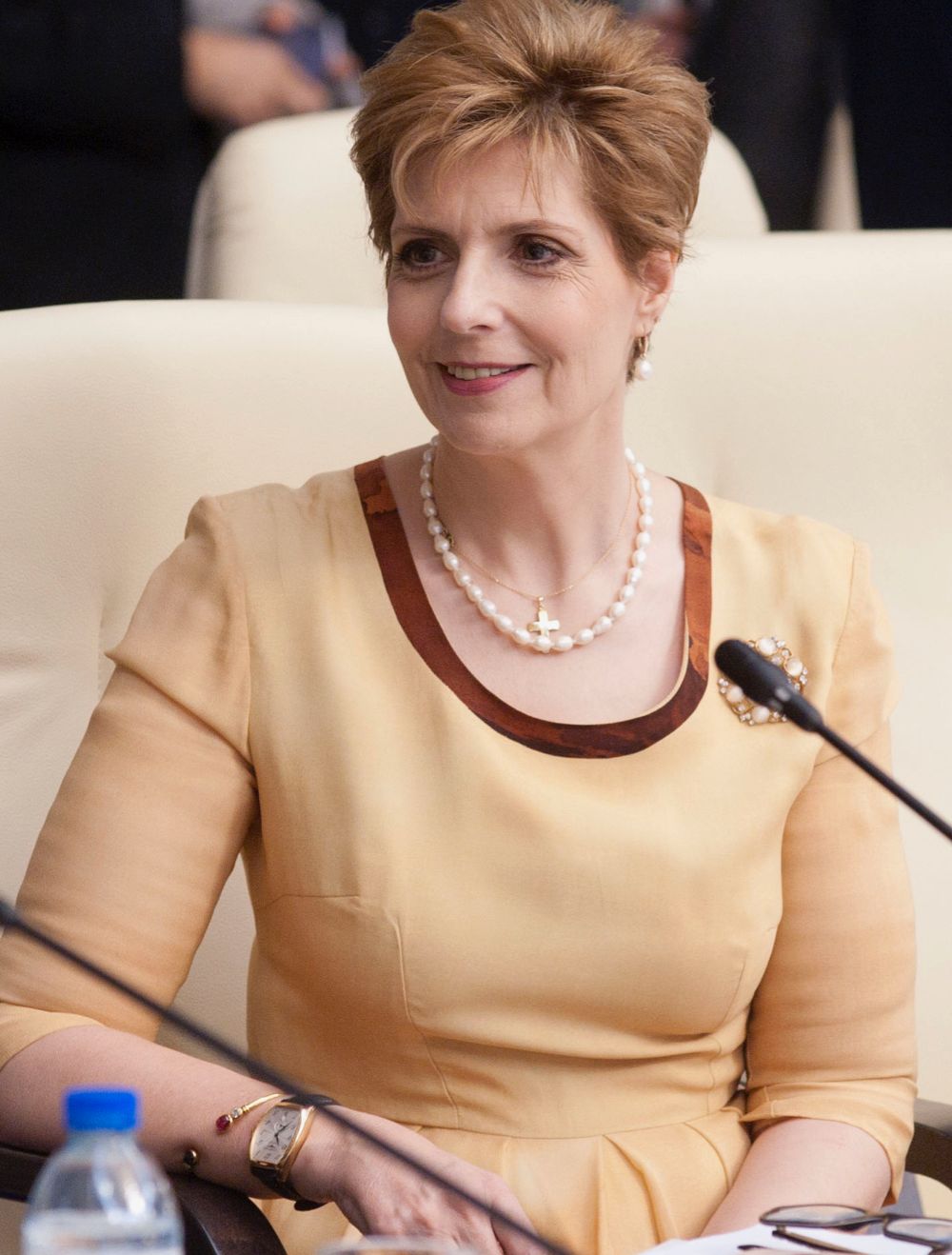 ARADCU 00 ASR PRINCIPESA MARIA JOI25APR