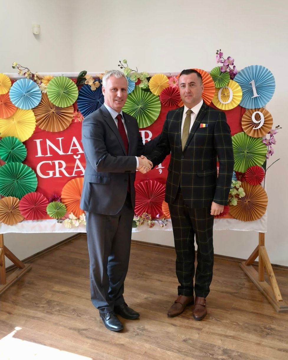 ARADCU 00 ES FLORIN TRANDAFOR VASILONI UNGARIA LU08APR (4)