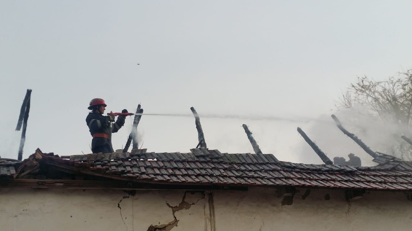 ARADCU 00 ISU ARAD JOI04APR (1)