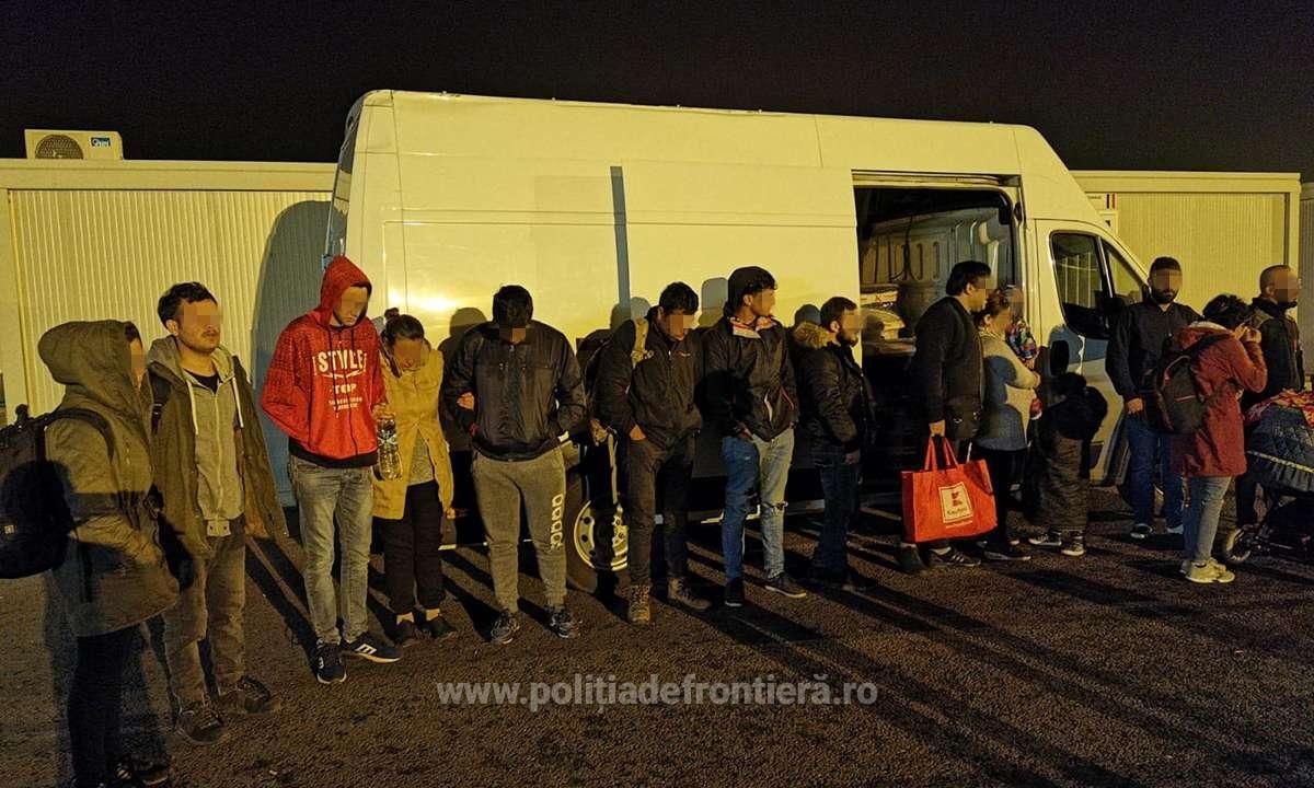 ARADCU 00 MIGRANTI POLITIA DE FRONTIERA ARAD LU29APR