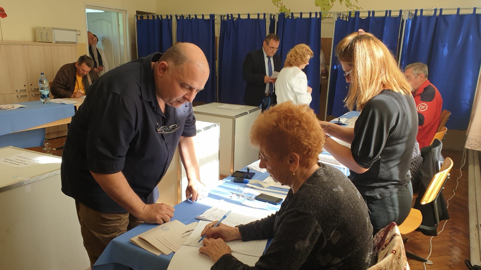 ARADCU 00 ALEGERI VOTARE DUM26MAI (17)