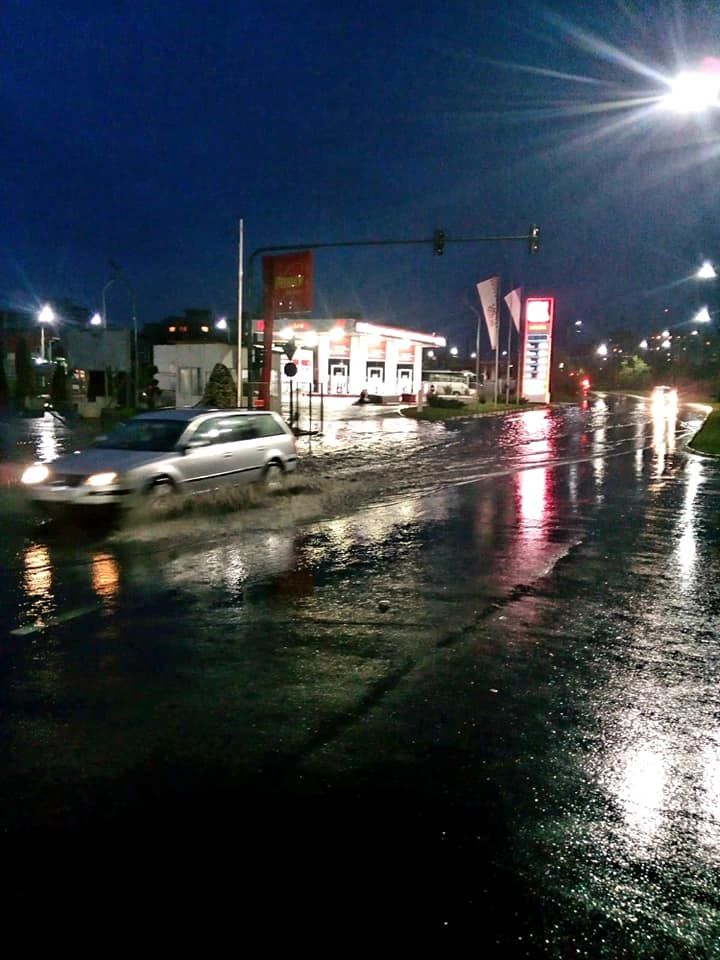 ARADCU 00 INUNDATII POLITIA LOCALA ARAD LU06MAI (1)