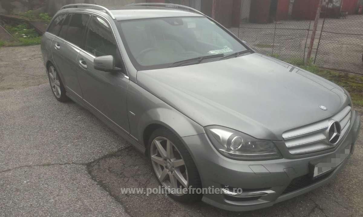 ARADCU 00 MASINA POLITIA DE FRONTIERA JOI23MAI