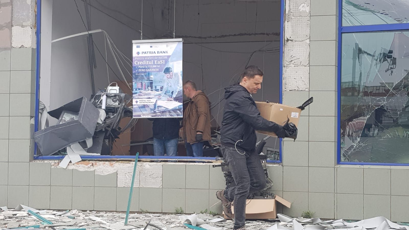 ARADCU EXPLOZE BANCOMAT MI01MAI (12)