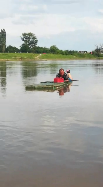 ARADCU 00 CAUTARE BARCA MURES ISU ARAD MI11IUN (10)