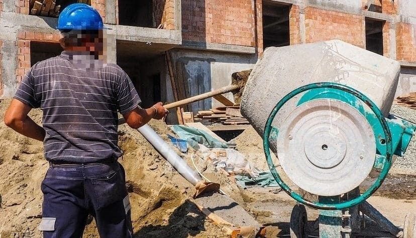 ARADCU 00 CONSTRUCTII MUNCITOR PRIMARIA MUNICIPIULUI ARAD MI12IUN