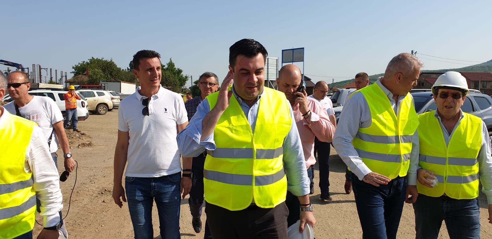 ARADCU 00 MINISTRUL TRANSPORTURI CUC DEPUTAT CAPRAR VI14IUN (73)