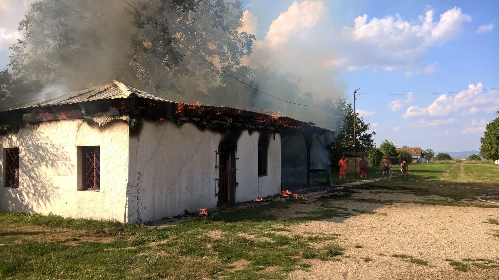 ARADCU 00 ISU ARAD SA20IUL (5)