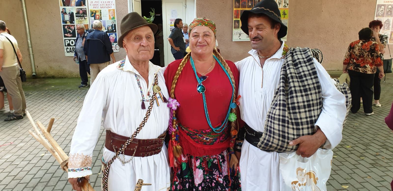 ARADCU 00 MACEA DUM04AUG (13)