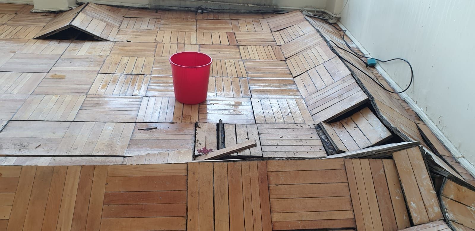 ARADCU 00 SCOALA INUNDATA CAIUS IACOB MICALACA LU26AUG (17)