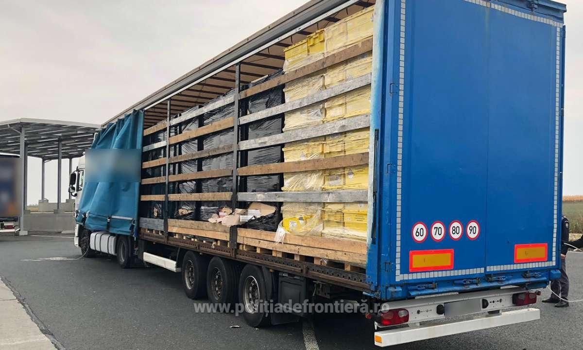 ARADCU 00 CAMION TIGARI CONTRABANDA POLITIA DE FRONTIERA ARAD MI25SEPT 3