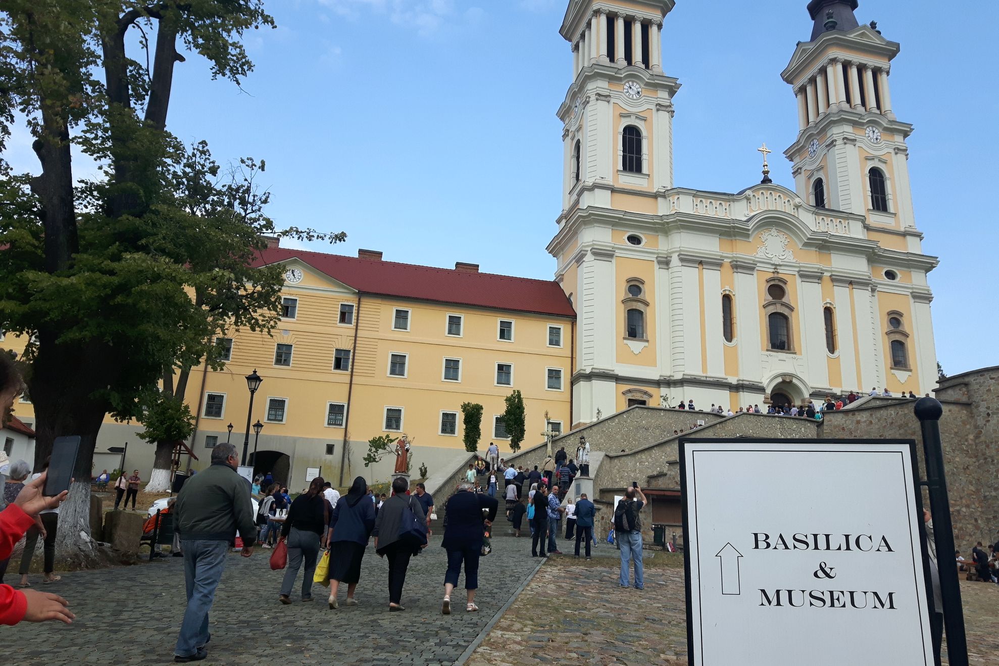 ARADCU 00 MARIA RADNA DUM08SEPT (159)