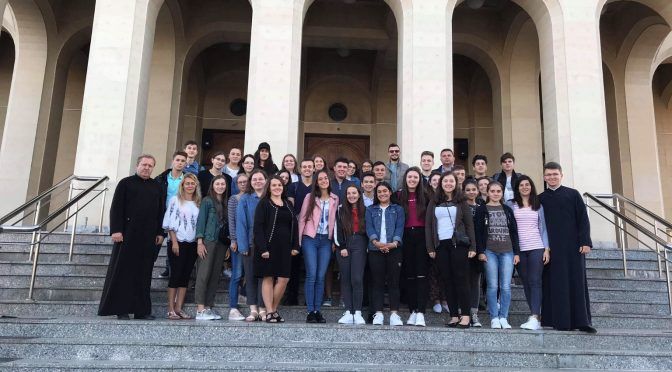 ARADCU 00 TINERI ITO 2019 JOI05SEPT