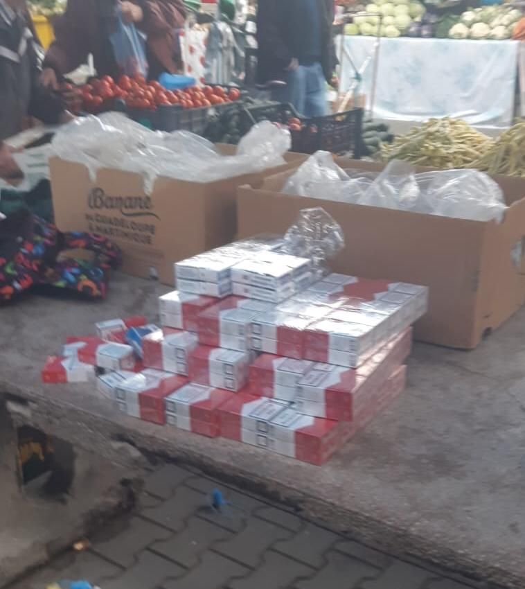 ARADCU 00 BANANE TIGARI CONTRABANDA JANDARMERIA ARAD VI04OCT