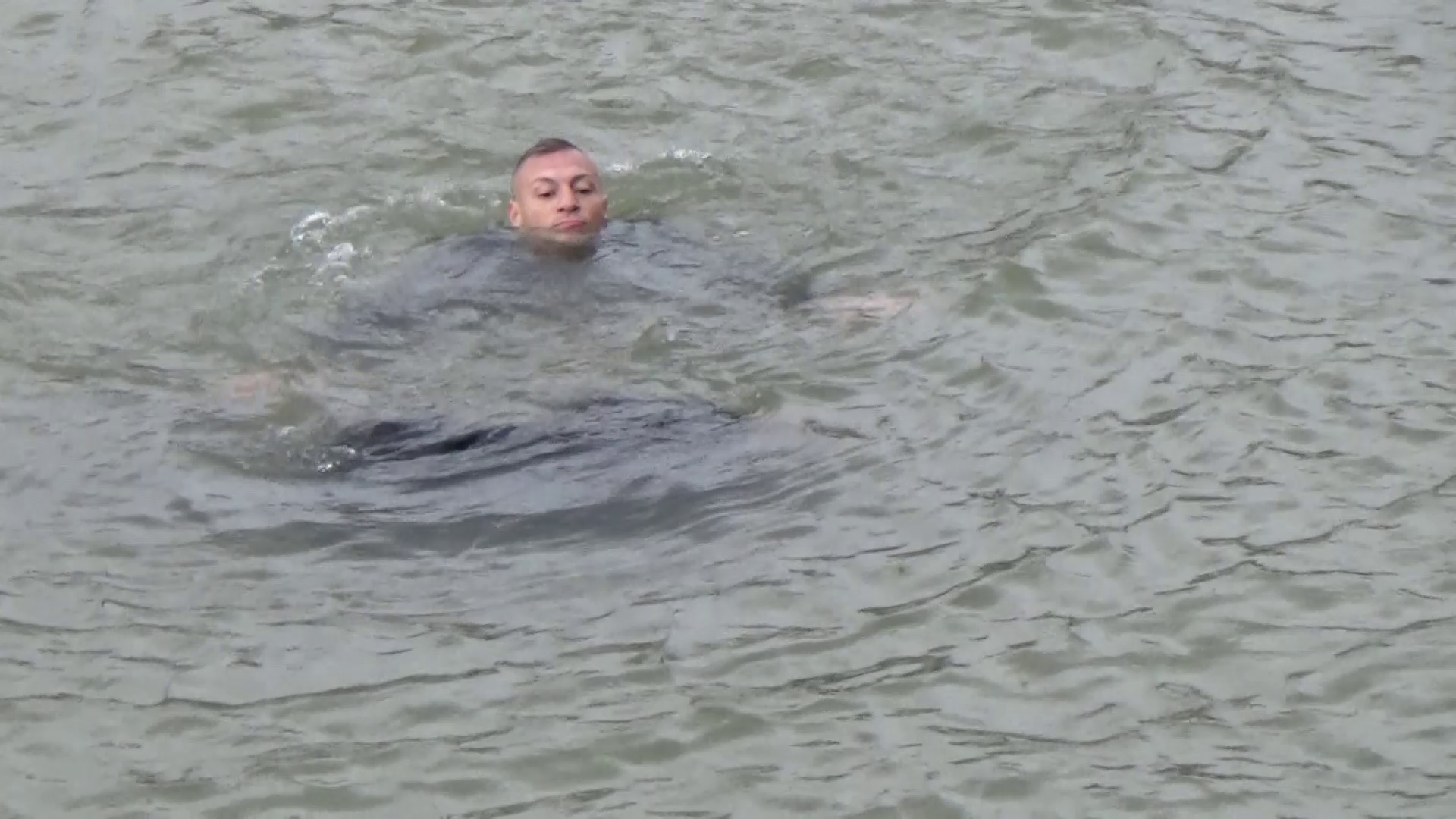 ARADCU 00 JANDARMI ARAD JOI28NOV (7)