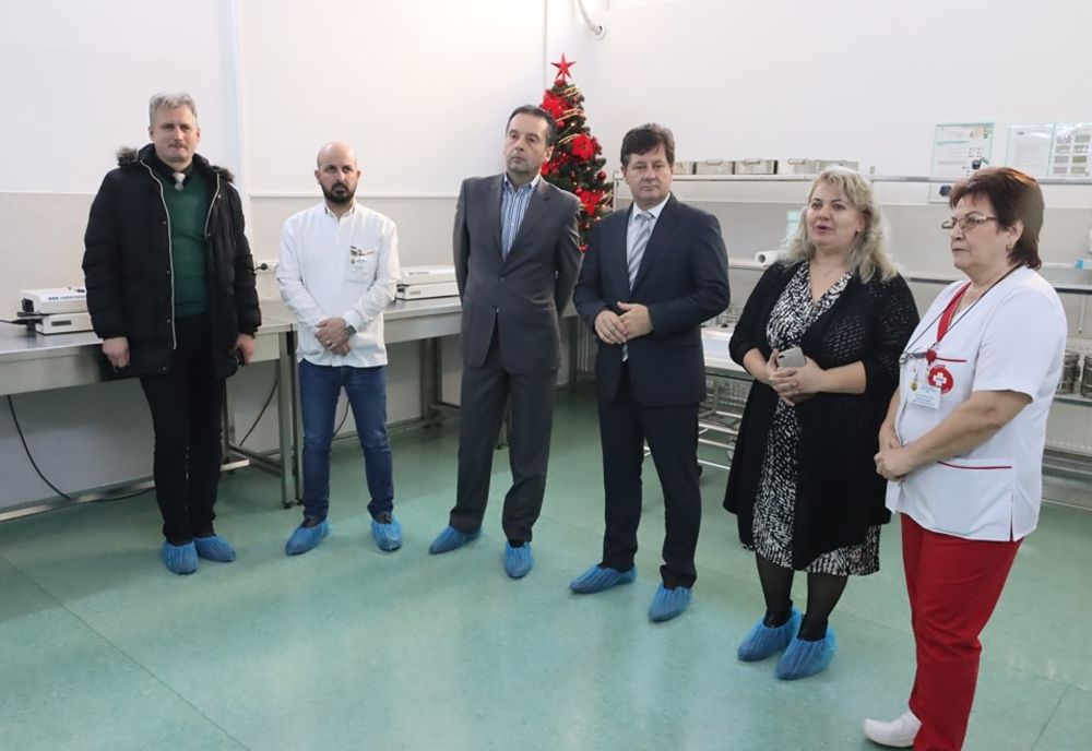 Arad: Echipamente de sterilizare noi, care nu se mai regăsesc în Arad, pentru Spitalul Județean